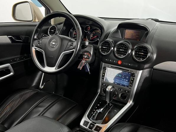 Opel Antara I Рестайлинг с пробегом 2013 года, цена 1 240 000 рублей, 218591 км, внедорожник, Автокод Объявления