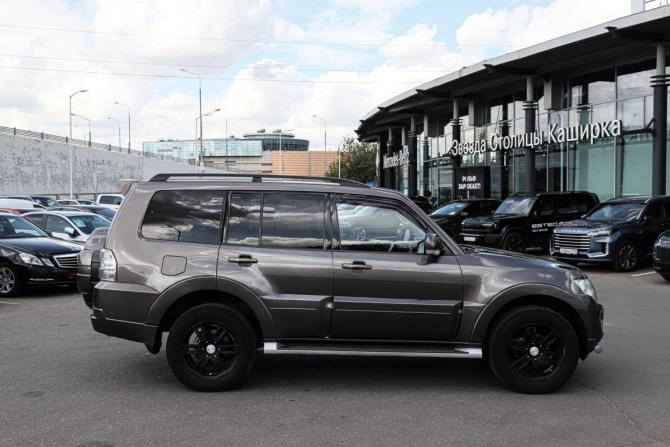 Mitsubishi Pajero IV с пробегом 2011 года, цена 1 860 000 рублей, 202393 км, внедорожник, Автокод Объявления
