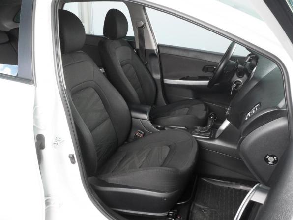 Kia Ceed II Рестайлинг с пробегом 2017 года, цена 1 079 000 рублей, 209932 км, универсал, Автокод Объявления