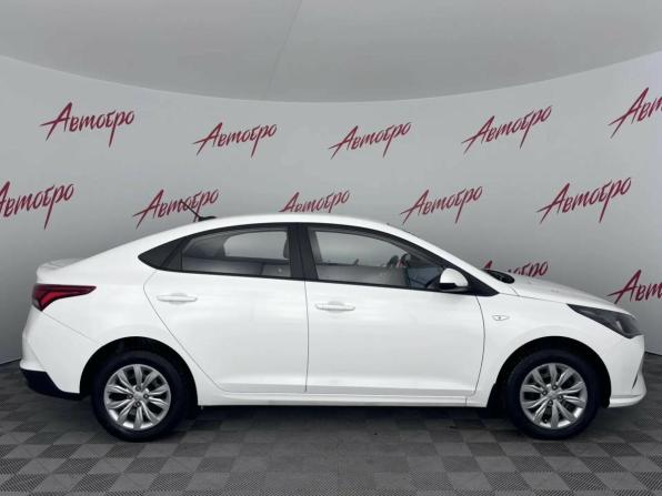 Hyundai Solaris II Рестайлинг с пробегом 2021 года, цена 1 250 000 рублей, 114569 км, седан, Автокод Объявления