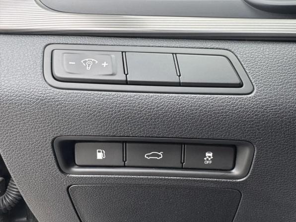 Hyundai Sonata VII (LF) Рестайлинг с пробегом 2018 года, цена 1 899 000 рублей, 115200 км, седан, Автокод Объявления