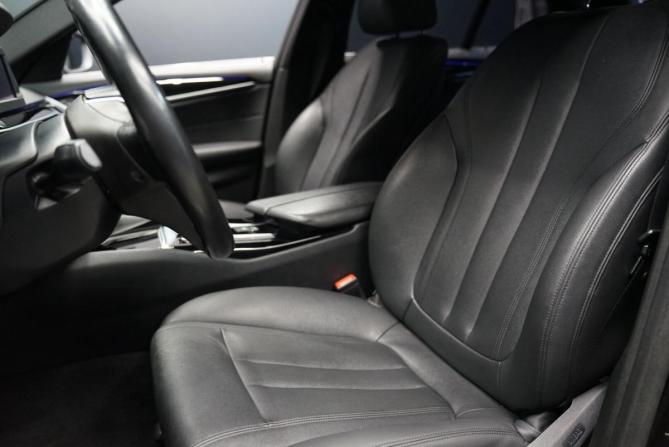 BMW 5 серии VII (G30/G31/G38) с пробегом 2017 года, цена 3 380 000 рублей, 155000 км, седан, Автокод Объявления