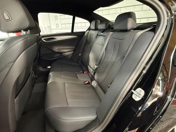 BMW 5 серии VII (G30/G31/G38) Рестайлинг с пробегом 2023 года, цена 6 800 000 рублей, 12000 км, седан, Автокод Объявления