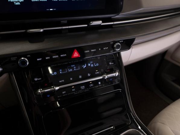 Kia Carnival IV с пробегом 2020 года, цена 3 820 000 рублей, 100405 км, минивэн, Автокод Объявления