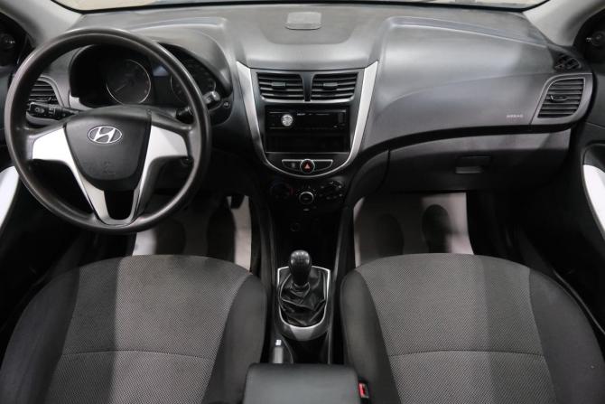 Hyundai Solaris I с пробегом 2013 года, цена 929 000 рублей, 200500 км, хэтчбек, Автокод Объявления