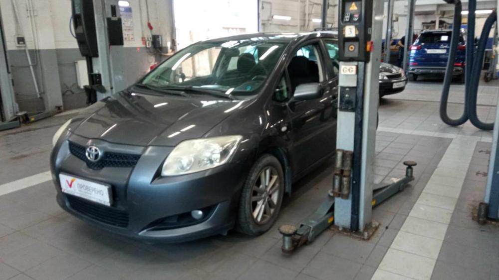 Toyota Auris I Санкт-Петербург  - изображение 1