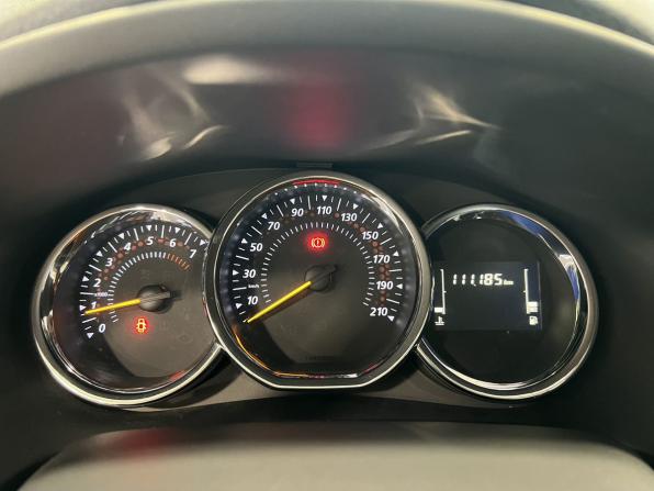 Renault Logan II Рестайлинг с пробегом 2019 года, цена 1 050 000 рублей, 111000 км, седан, Автокод Объявления