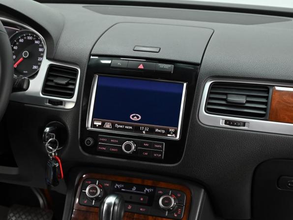 Volkswagen Touareg II с пробегом 2012 года, цена 1 849 000 рублей, 142000 км, внедорожник, Автокод Объявления