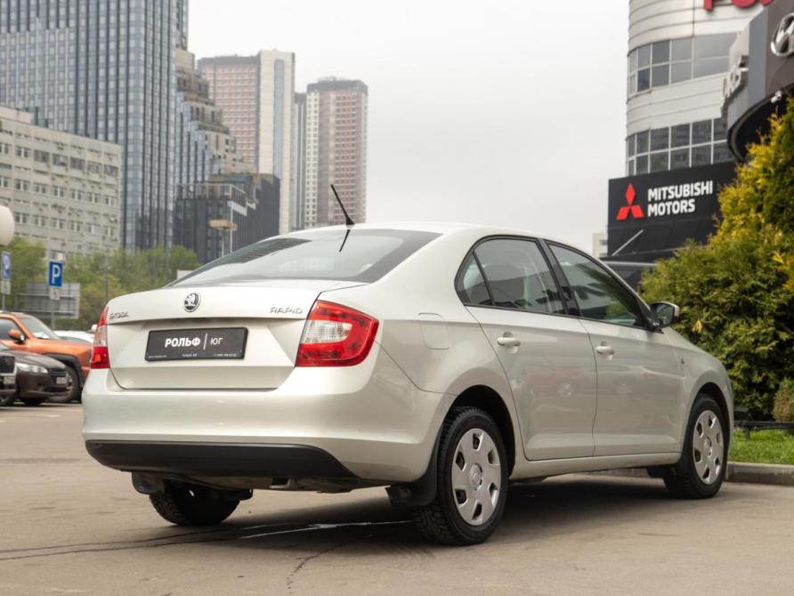 Skoda Rapid I Москва  - изображение 4