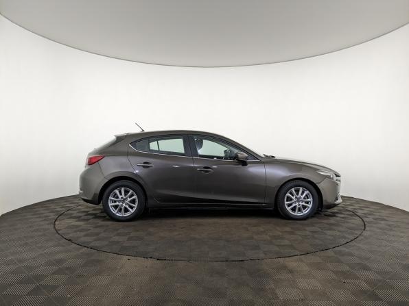 Mazda 3 III (BM) Рестайлинг с пробегом 2017 года, цена 1 800 000 рублей, 136614 км, хэтчбек, Автокод Объявления