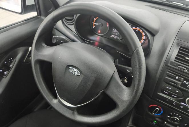 Lada (ВАЗ) Granta I Рестайлинг с пробегом 2023 года, цена 839 000 рублей, 39775 км, лифтбек, Автокод Объявления