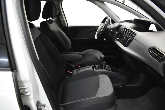 Citroen C4 Picasso II Рестайлинг с пробегом 2018 года, цена 1 520 000 рублей, 144612 км, компактвэн, Автокод Объявления
