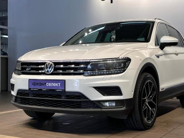 Volkswagen Tiguan II с пробегом 2018 года, цена 2 900 000 рублей, 113000 км, внедорожник, Автокод Объявления