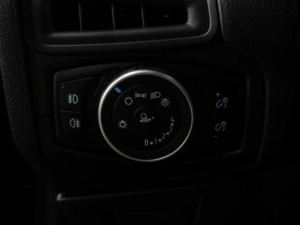 Ford Focus III Рестайлинг с пробегом 2018 года, цена 1 197 000 рублей, 106614 км, седан, Автокод Объявления