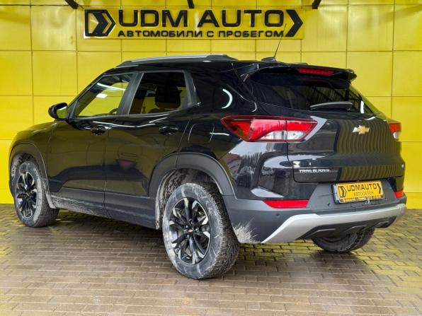 Chevrolet TrailBlazer III с пробегом 2020 года, цена 1 649 000 рублей, 88000 км, внедорожник, Автокод Объявления