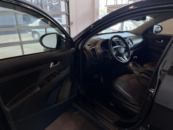 Kia Sportage III Рестайлинг с пробегом 2015 года, цена 1 315 000 рублей, 348035 км, внедорожник, Автокод Объявления
