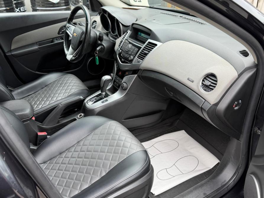Chevrolet Cruze I Санкт-Петербург  - изображение 9