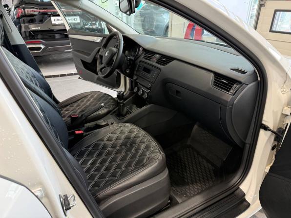 Skoda Octavia III (A7) с пробегом 2014 года, цена 908 000 рублей, 155533 км, лифтбек, Автокод Объявления