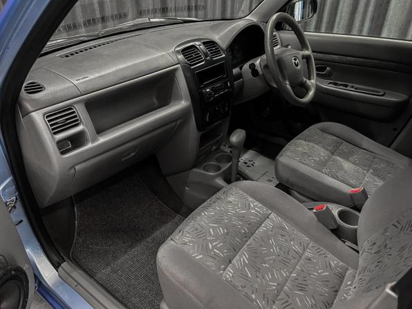 Mazda Demio I (DW) с пробегом 2000 года, цена 255 000 рублей, 225000 км, хэтчбек, Автокод Объявления