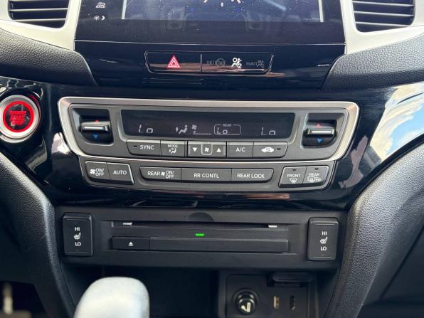 Honda Pilot III с пробегом 2018 года, цена 2 575 000 рублей, 243000 км, внедорожник, Автокод Объявления