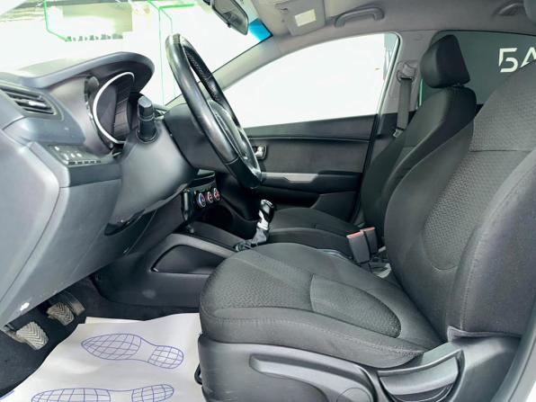 Kia Rio III Рестайлинг с пробегом 2016 года, цена 970 000 рублей, 179447 км, седан, Автокод Объявления