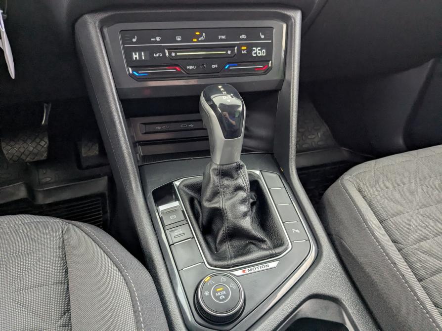 Volkswagen Tiguan II Рестайлинг Москва  - изображение 27