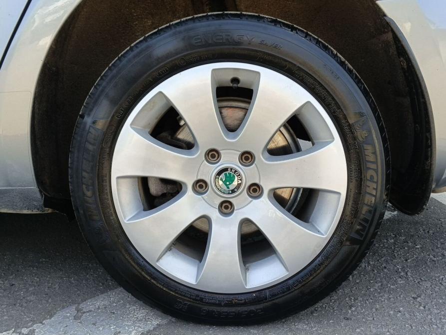 Skoda Superb II Москва  - изображение 9