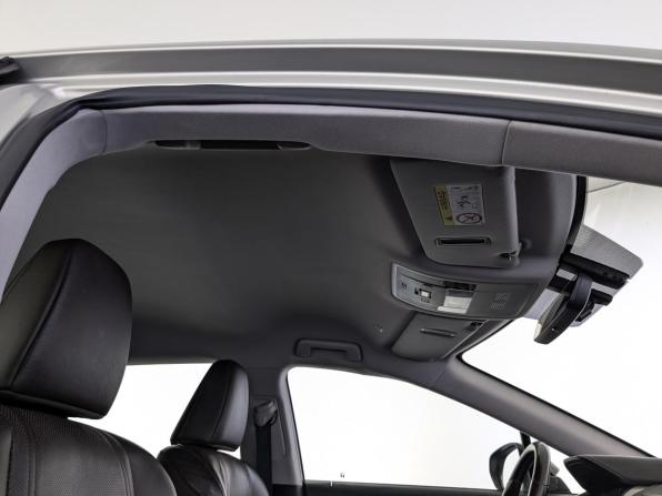 Lexus RX IV Рестайлинг с пробегом 2021 года, цена 4 990 000 рублей, 85272 км, внедорожник, Автокод Объявления