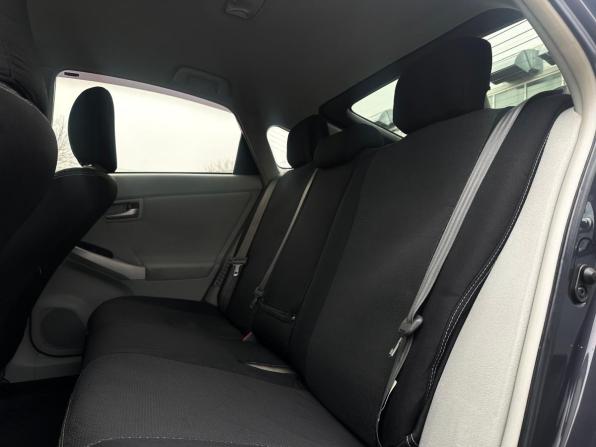 Toyota Prius III Рестайлинг (XW30) с пробегом 2013 года, цена 1 064 000 рублей, 160516 км, лифтбек, Автокод Объявления