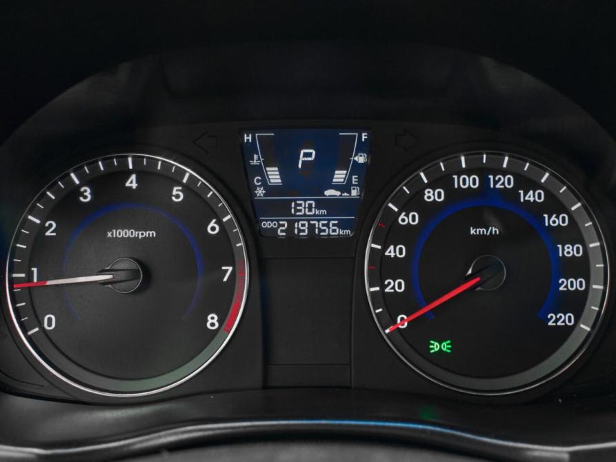 Hyundai Solaris I Екатеринбург  - изображение 13