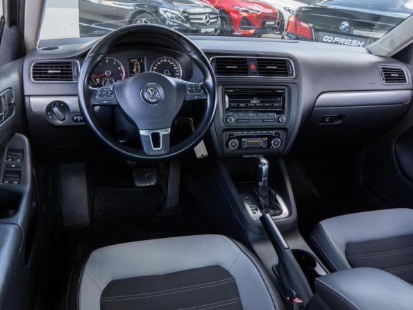 Volkswagen Jetta VI с пробегом 2011 года, цена 739 000 рублей, 217005 км, седан, Автокод Объявления