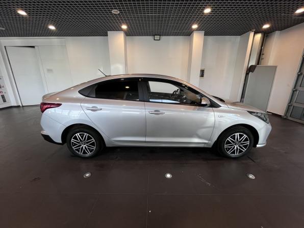Hyundai Solaris II Рестайлинг с пробегом 2021 года, цена 1 425 000 рублей, 136063 км, седан, Автокод Объявления