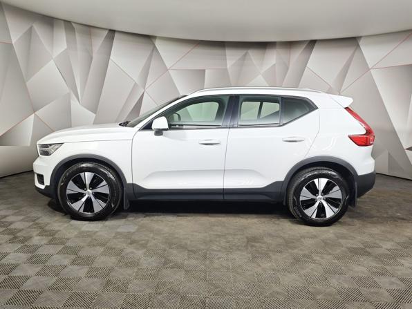 Volvo XC40 I с пробегом 2020 года, цена 3 393 000 рублей, 51104 км, внедорожник, Автокод Объявления