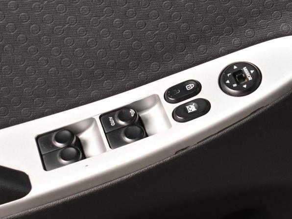 Hyundai Solaris I с пробегом 2012 года, цена 649 999 рублей, 266515 км, хэтчбек, Автокод Объявления