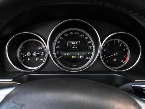 Mercedes-Benz E-Класс IV (W212 S212 C207) Рестайлинг с пробегом 2015 года, цена 1 549 000 рублей, 226009 км, седан, Автокод Объявления