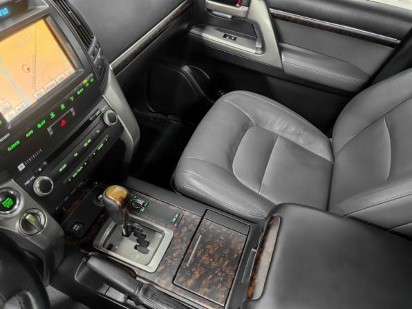 Toyota Land Cruiser 200 Series с пробегом 2010 года, цена 3 147 000 рублей, 236428 км, внедорожник, Автокод Объявления