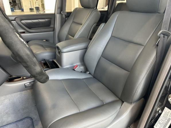 Toyota Land Cruiser 100 Series Рестайлинг 1 с пробегом 2002 года, цена 1 489 000 рублей, 396100 км, внедорожник, Автокод Объявления