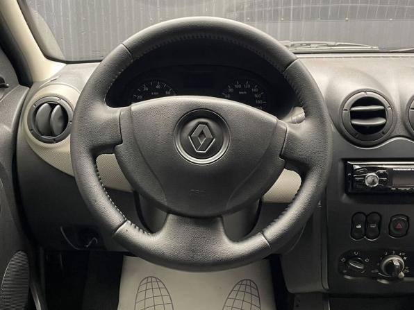 Renault Logan I Рестайлинг с пробегом 2010 года, цена 367 000 рублей, 197382 км, седан, Автокод Объявления