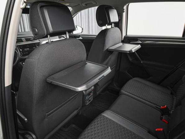 Volkswagen Tiguan II с пробегом 2018 года, цена 2 299 000 рублей, 177170 км, внедорожник, Автокод Объявления
