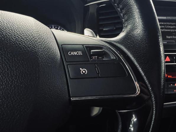 Mitsubishi Outlander III Рестайлинг 3 с пробегом 2019 года, цена 2 050 000 рублей, 155000 км, внедорожник, Автокод Объявления
