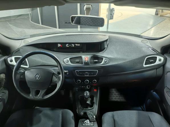 Renault Scenic III с пробегом 2010 года, цена 619 000 рублей, 230885 км, компактвэн, Автокод Объявления