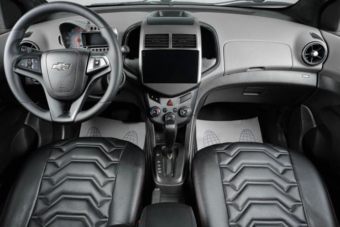 Chevrolet Aveo II с пробегом 2014 года, цена 639 000 рублей, 135200 км, хэтчбек, Автокод Объявления