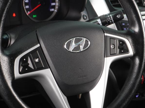 Hyundai Solaris I с пробегом 2013 года, цена 869 000 рублей, 153178 км, седан, Автокод Объявления