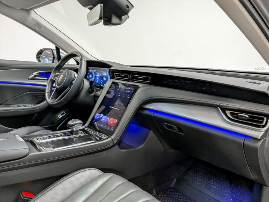Hongqi H5 II Санкт-Петербург  - изображение 11