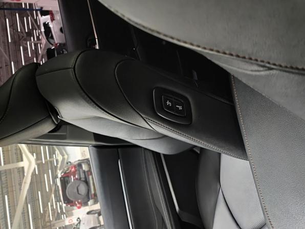 Toyota Camry VIII (XV70) Рестайлинг с пробегом 2023 года, цена 3 720 000 рублей, 34556 км, седан, Автокод Объявления