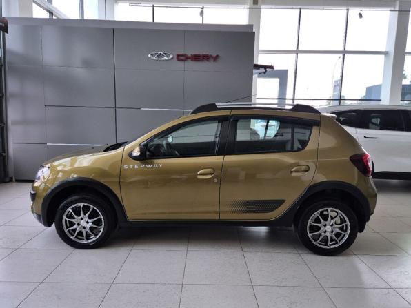 Renault Sandero II с пробегом 2017 года, цена 1 049 000 рублей, 91054 км, хэтчбек, Автокод Объявления