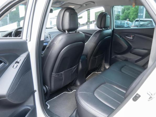 Hyundai ix35 I Рестайлинг с пробегом 2015 года, цена 1 560 000 рублей, 130499 км, внедорожник, Автокод Объявления