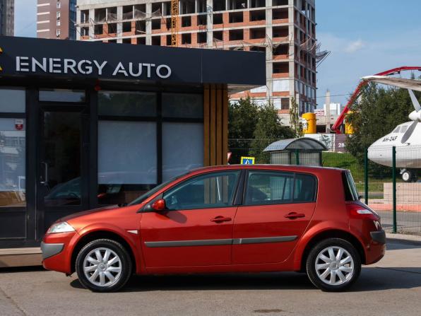 Renault Megane II Рестайлинг с пробегом 2007 года, цена 570 000 рублей, 77930 км, хэтчбек, Автокод Объявления