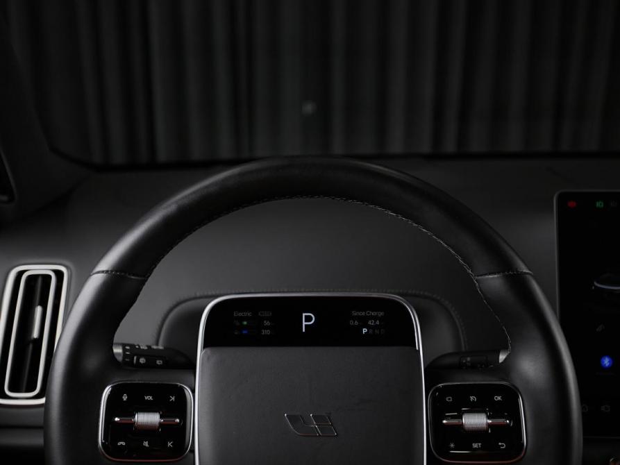 Li Auto (Lixiang) L9 I Москва  - изображение 11