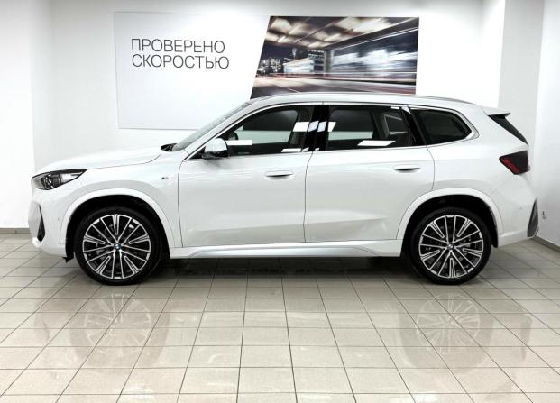 BMW X1 III (U11/U12) с пробегом 2024 года, цена 5 750 000 рублей, 410 км, внедорожник, Автокод Объявления